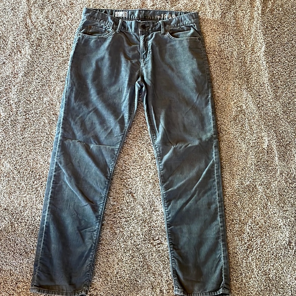Gap sexy boyfriend corduroy’s perfectly cropped